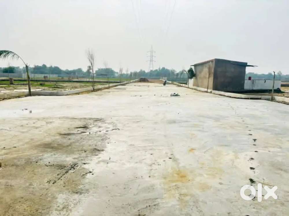 किसान पथ आउटर रिंग रोड से लगा हुआ प्रोजेक्ट