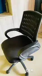 Office chair for cell