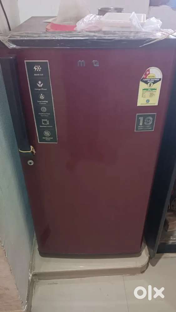 183ltr fridge one double bed with mattress one tipoi one shokesh