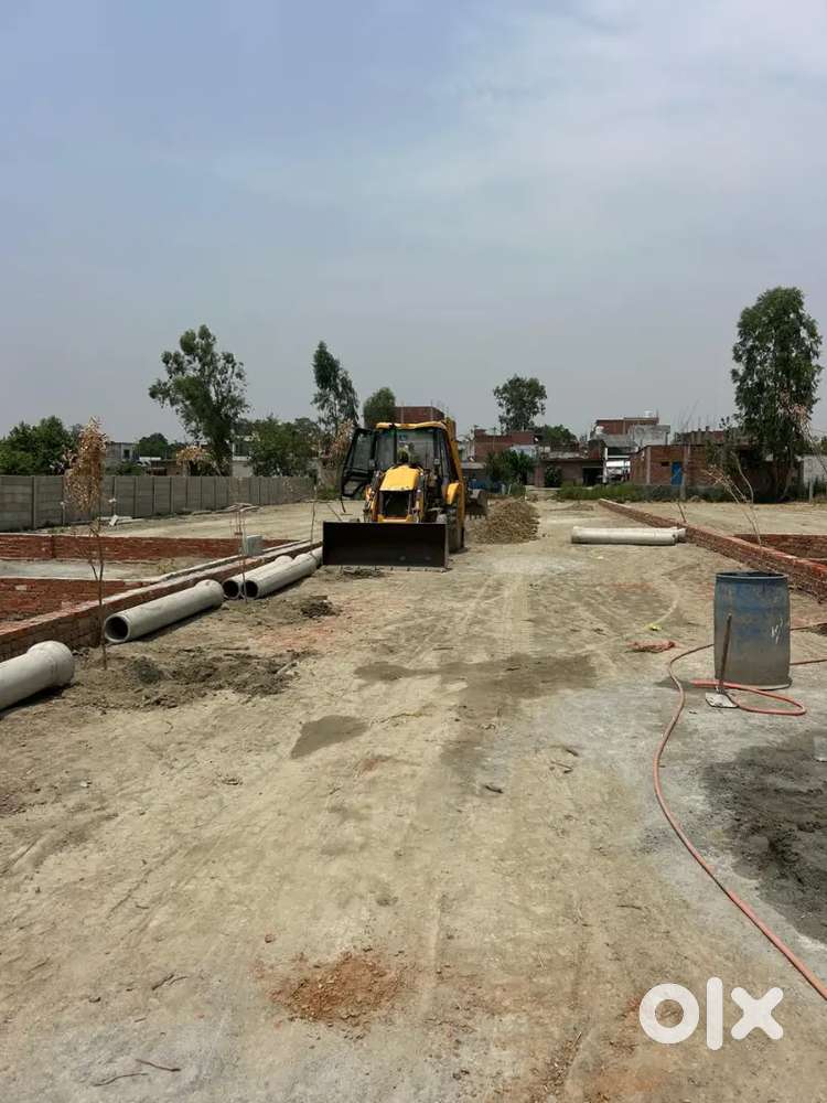 शहर के सबसे करीब सबसे सस्ते प्लॉट उपलब्ध तुरंत रहने योग्य बस्ती के बीच