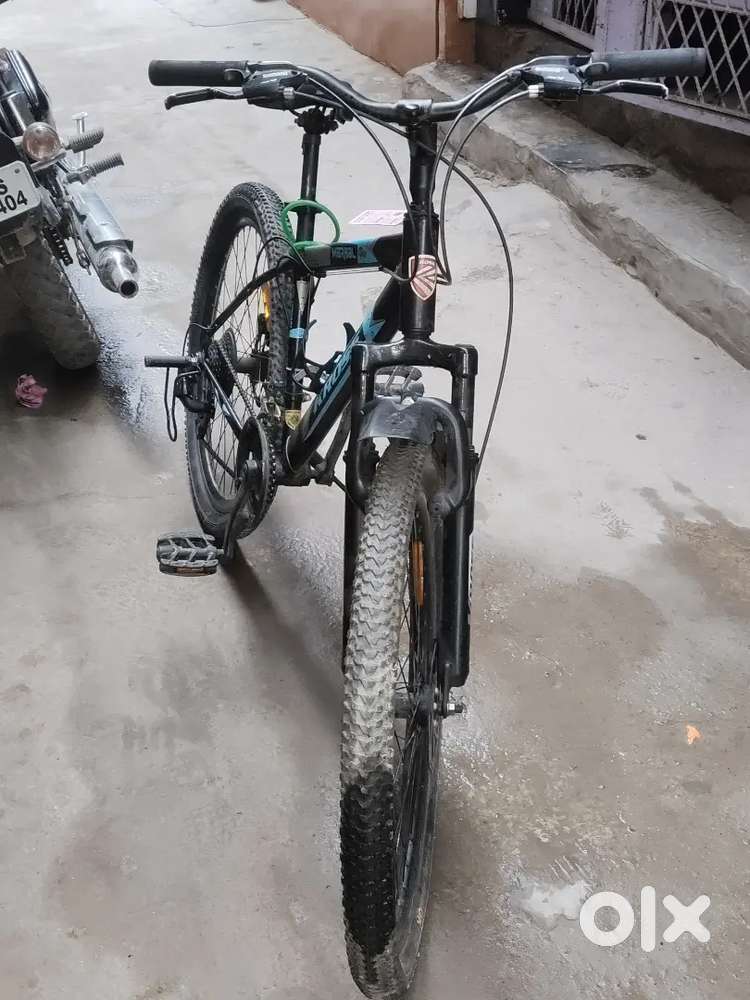 2025 जून का मॉडल साइकिल के दोनों टायर में एक भी पंचर नहीं 21 gear hai