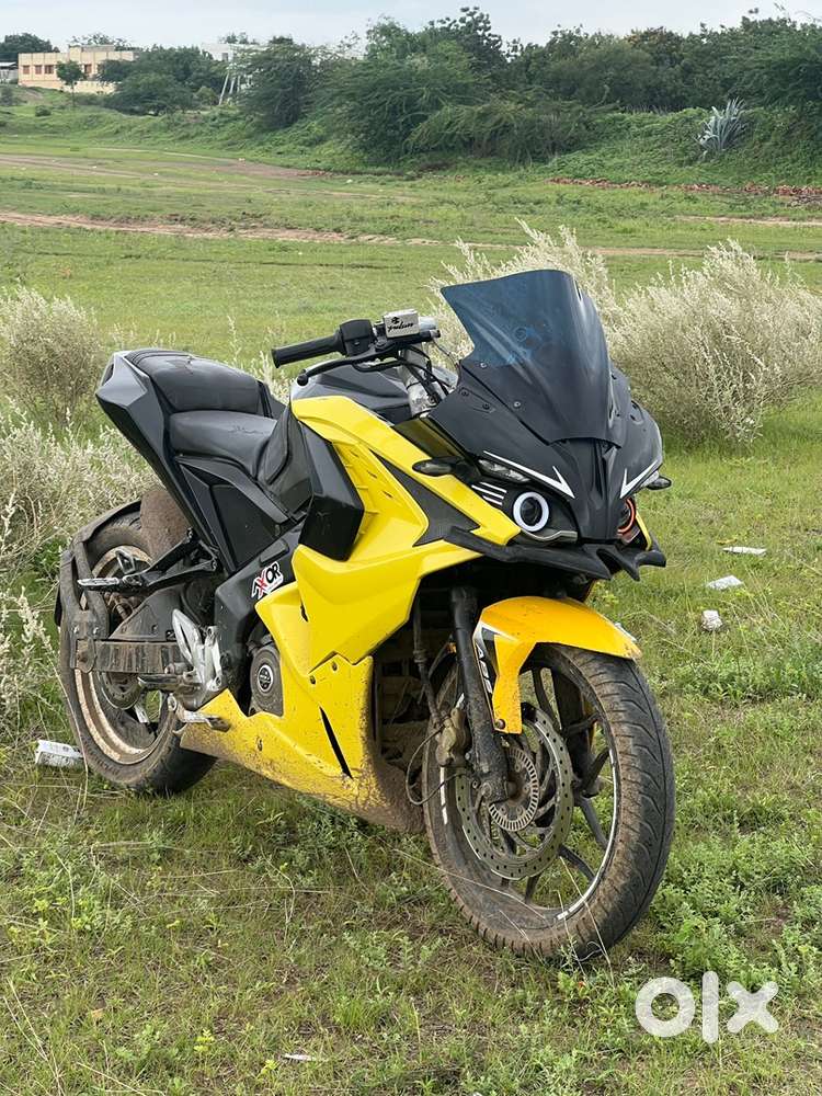 Bajaj pulsar Rs200