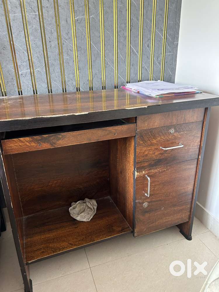 Computer office table