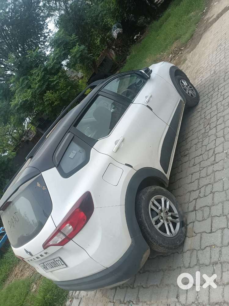 Excellent condition and 100% genuine car come with mechanic