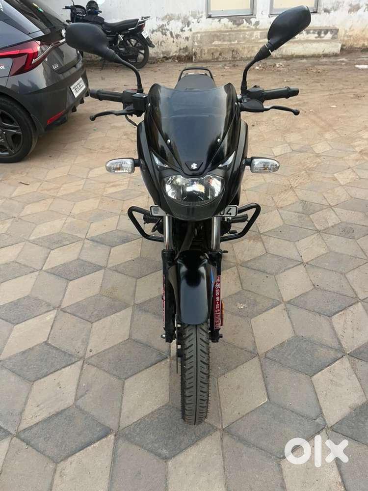 BAJAJ PULSAR 150
