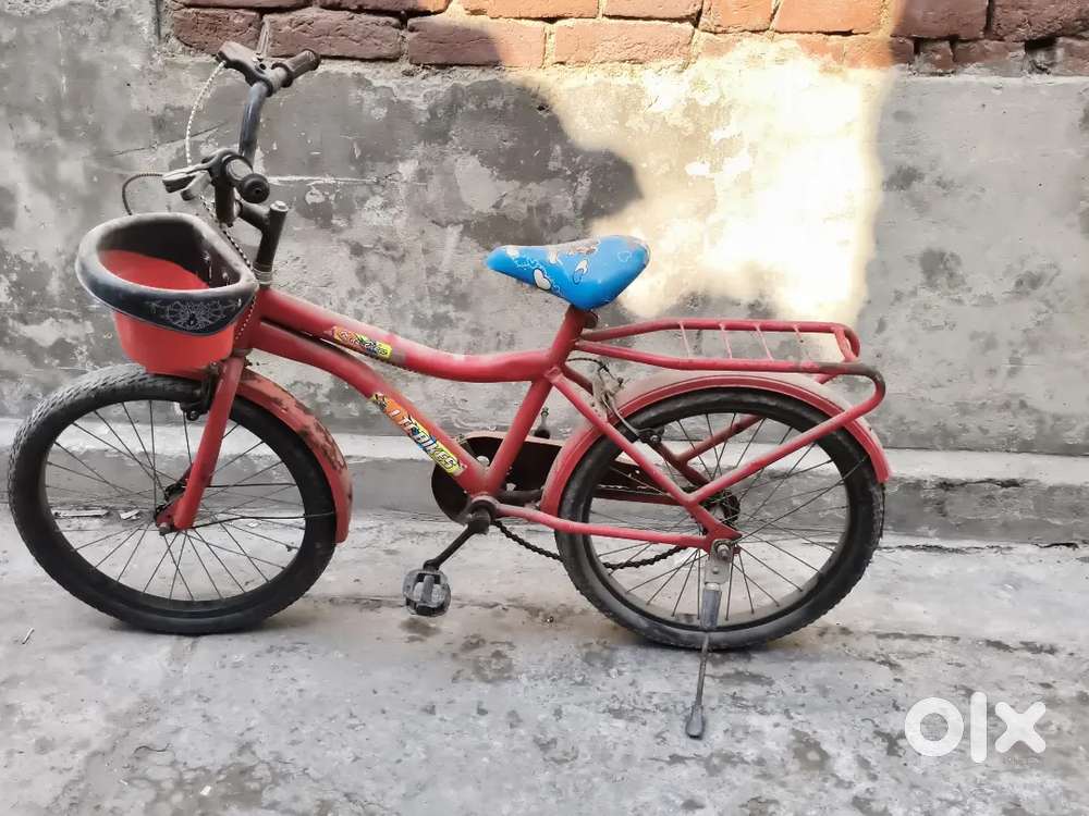 Cycle bechna hai good condition