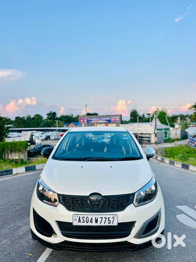 Mahindra Marazzo M6 8Str, 2019, Diesel