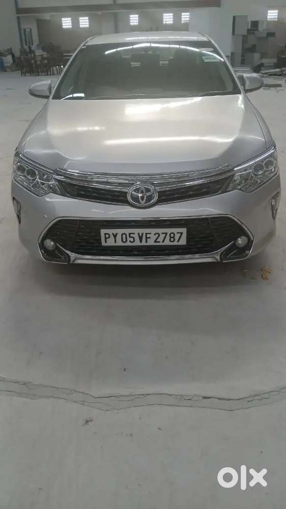 Toyota Camry 2016 Petrol Well Maintained