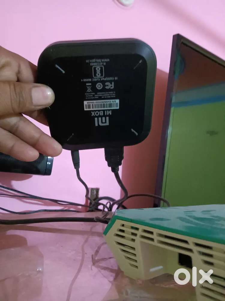 Tv 40inch and MI smart box
