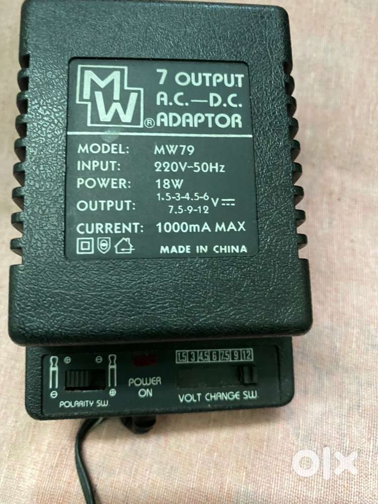 Multiple voltage adapter charger
