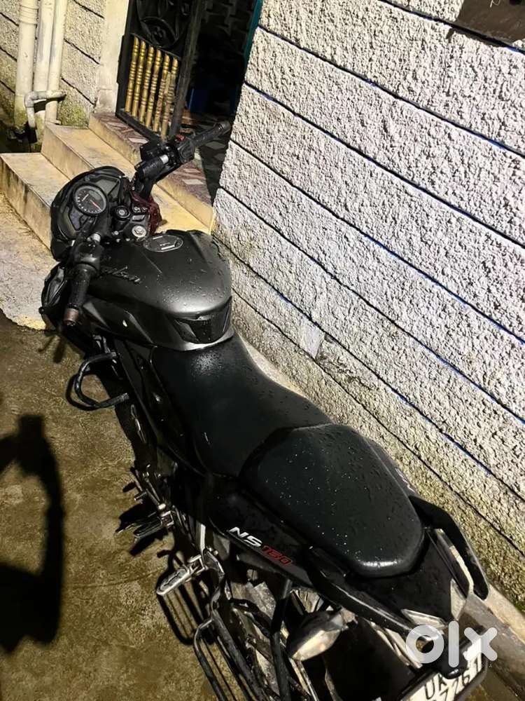 Pulsar ns160