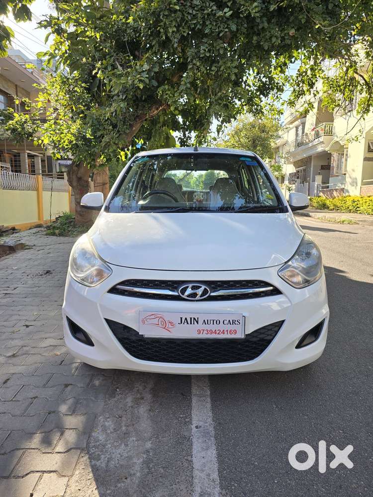 Hyundai i10 Sportz 1.2 KAPPA VTVT, 2011, Petrol