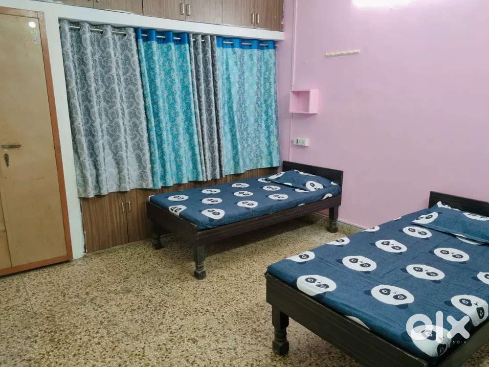 Boy's Pg Near Gopinath Society Gotri Furnished PG