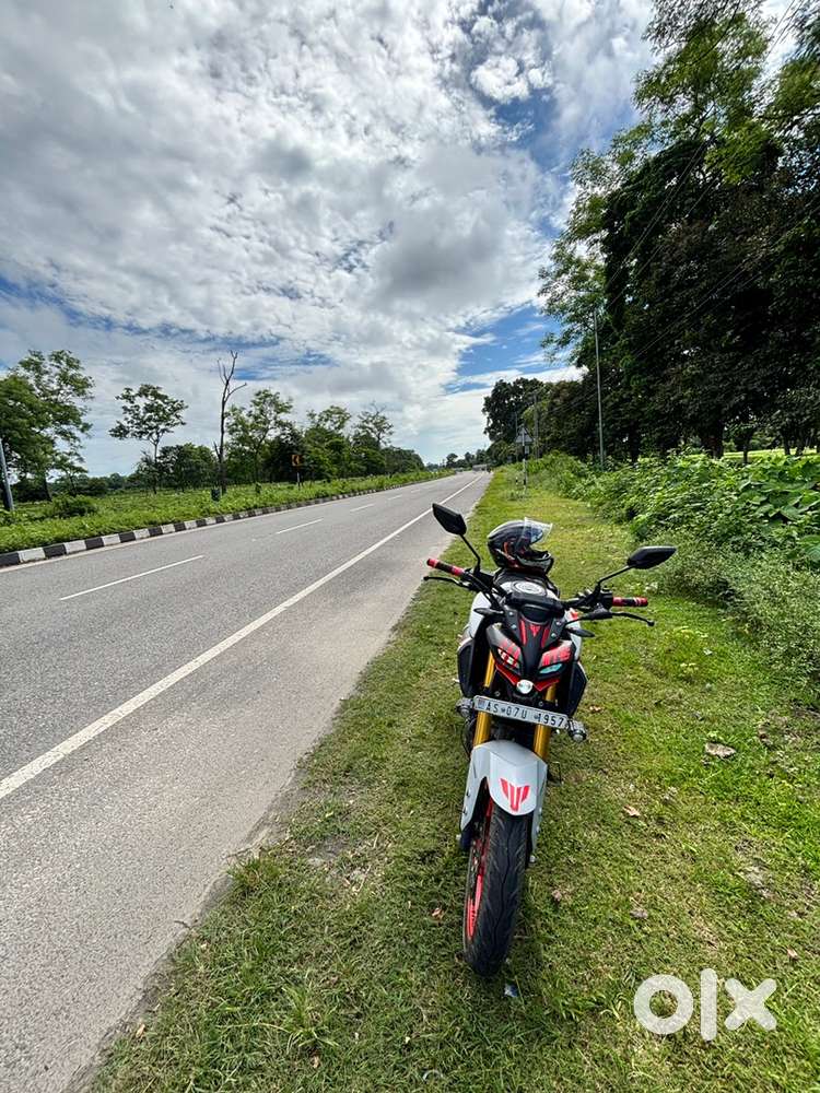 Mt-15 v2 top condition