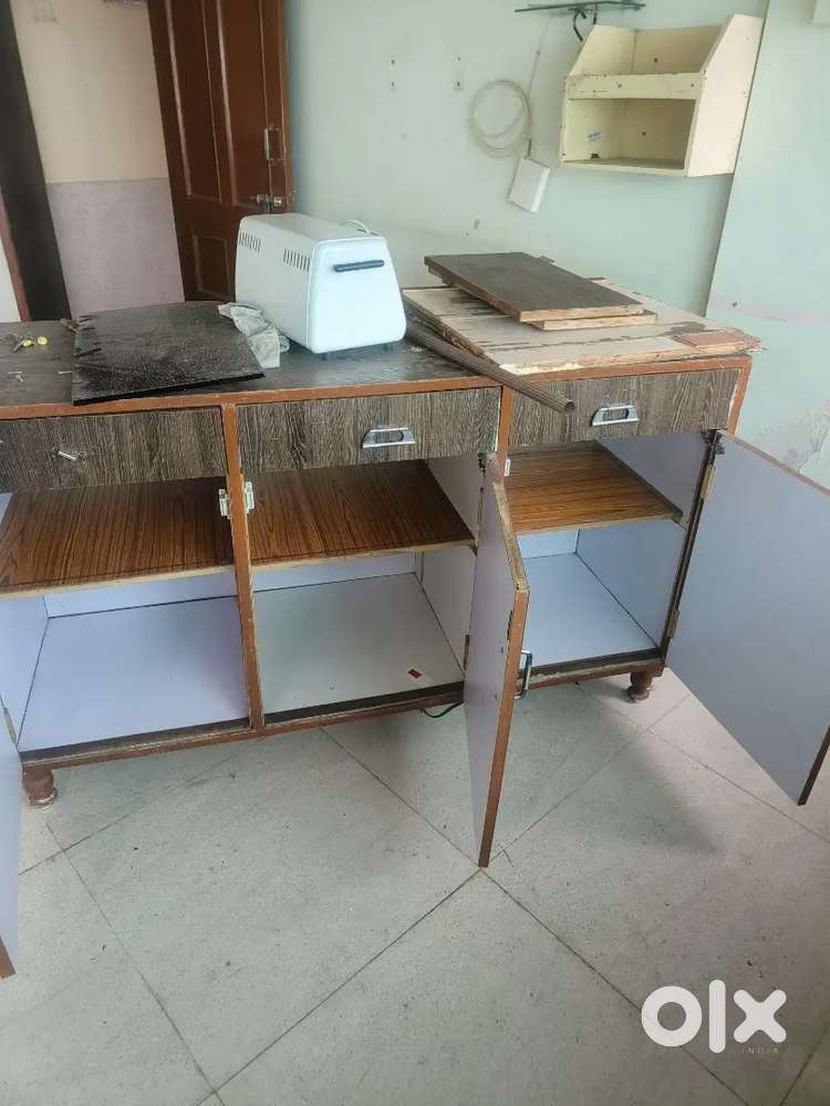 3door n drawer storage TV unit