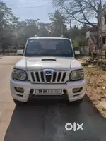 Mahindra Scorpio 2009-2014 SLE BSIV, 2010, Diesel