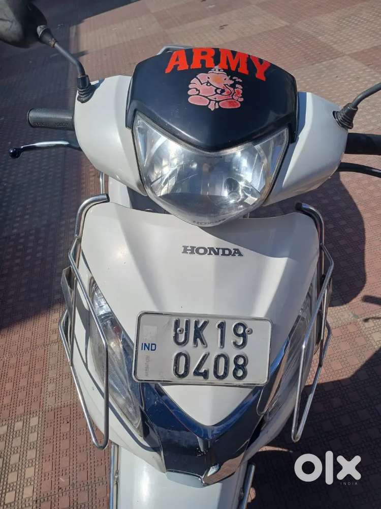 Urgent Sell Activa 125 Army mentained