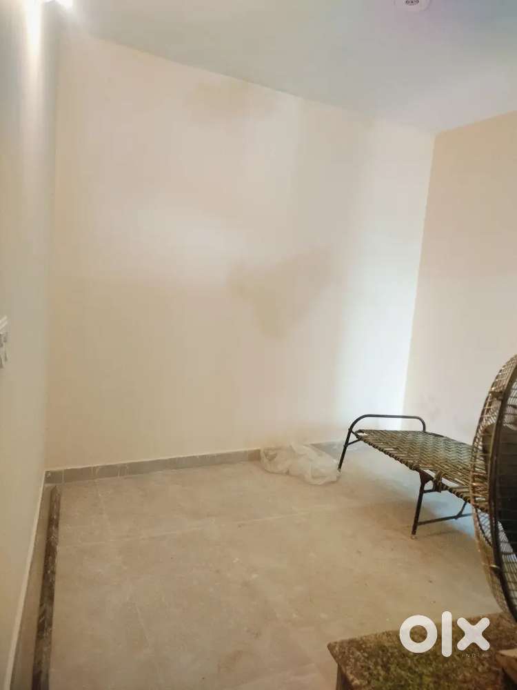 Pg for working bachlors or small family