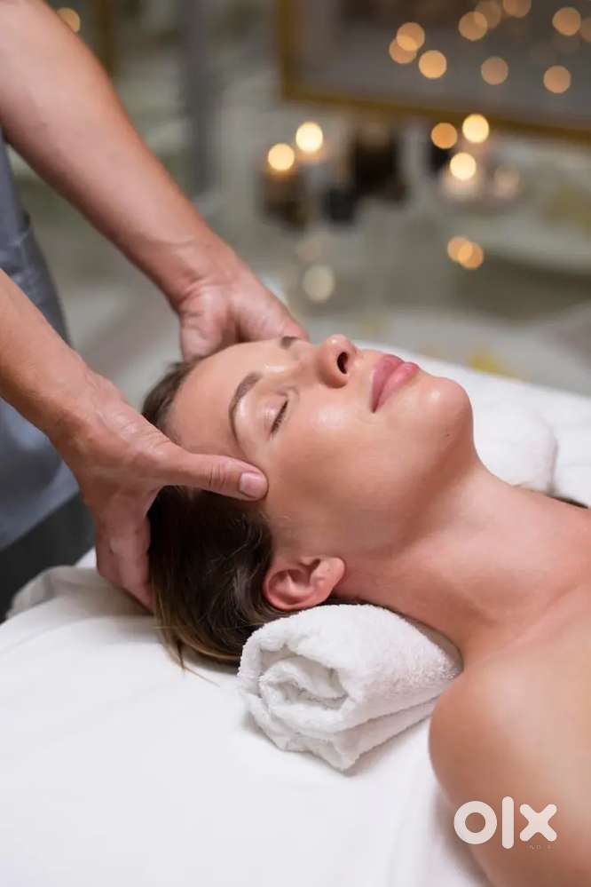 Spa therapist