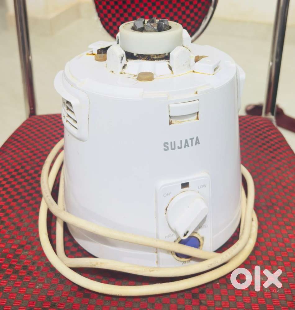 Sujata mixer 900 watt