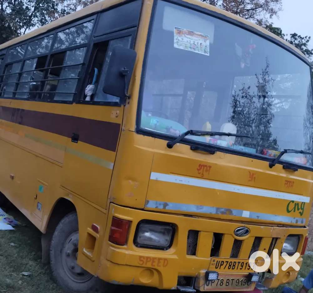 Mahindra CNG School Bus
