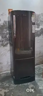 Sumsung refrigerator model/year: RR26C3893DX/HL/2023