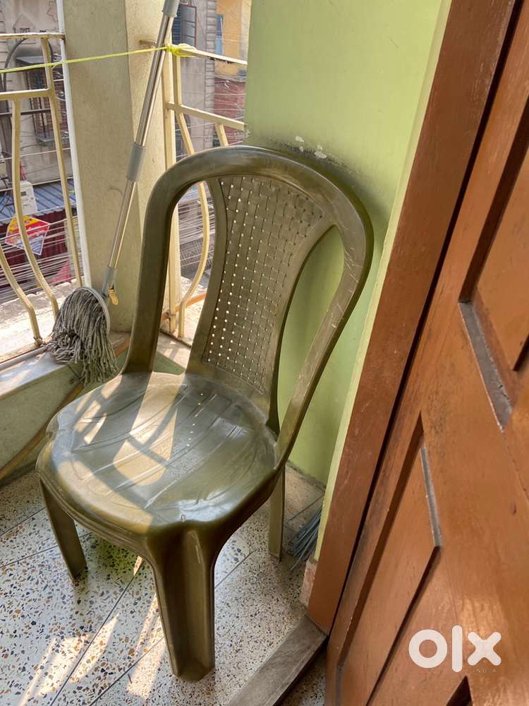 Nilkamal Chairs