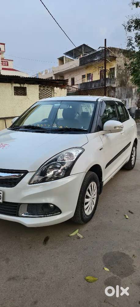 Maruti Suzuki Dzire 2017 Petrol Well Maintained