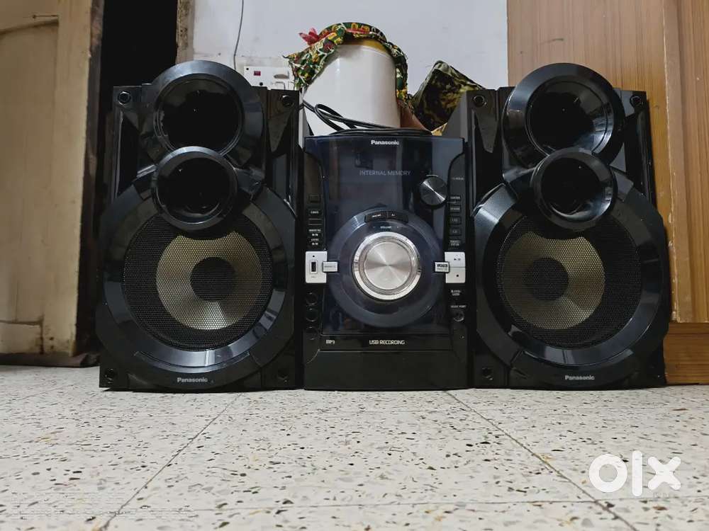 Panasonic antique music system from Alang ship