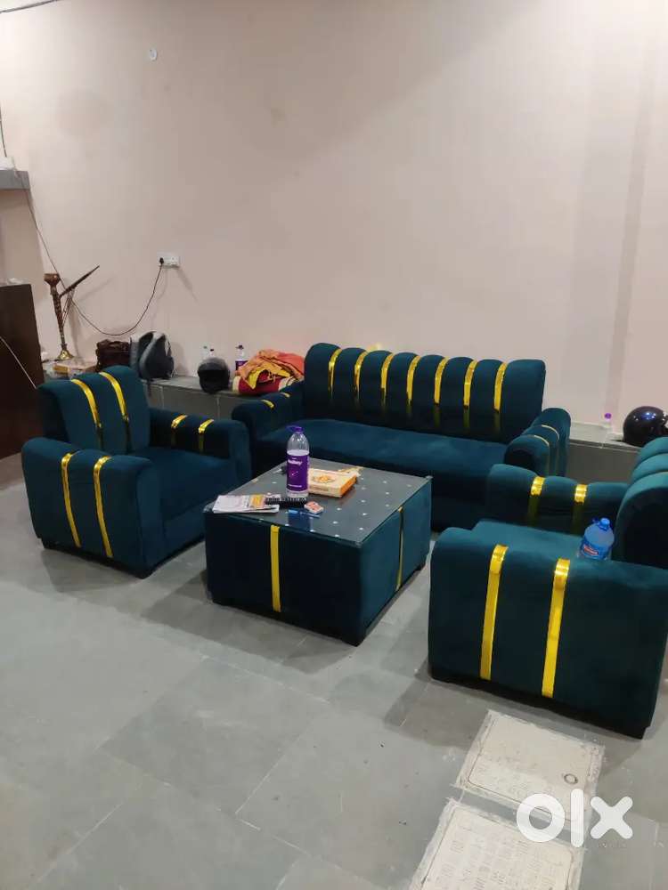 4 Bhk furnished flat for Rent