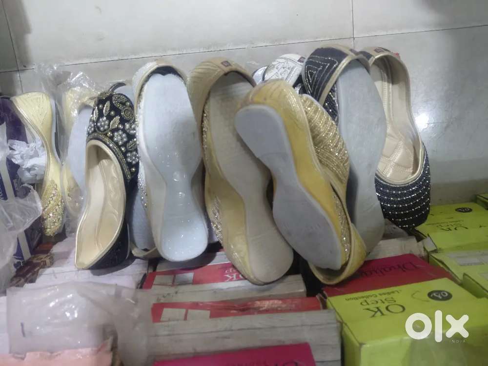 PANJABI JUTTI SANDAL
