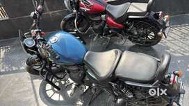 RE Meteor 350 Fireball Blue with Genuine Touring Seat, Back Rest..
