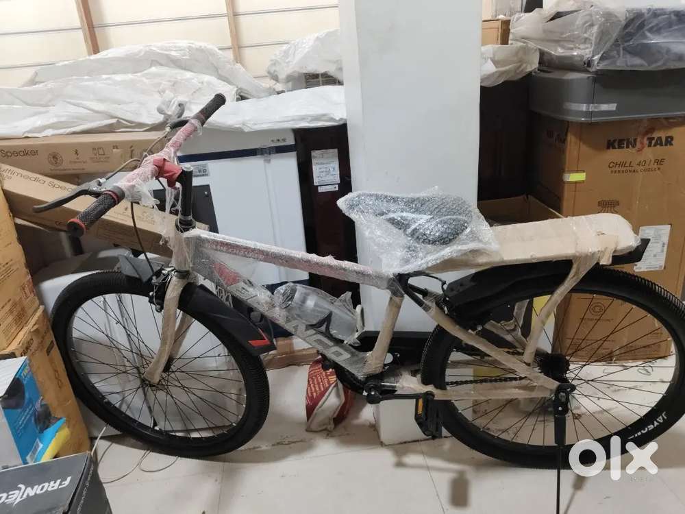 New brand so smooth and so light . Racing bicycle