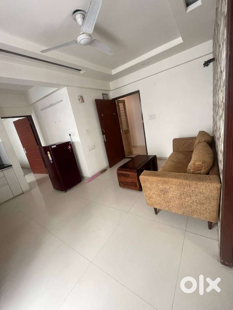 2 BHK FULLY FURNISHED FLAT FOR RENT ONLY 22000/-