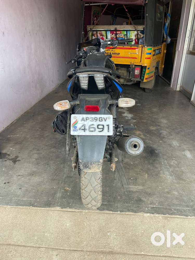 Pulsur 150 double disk vehicle good condition
