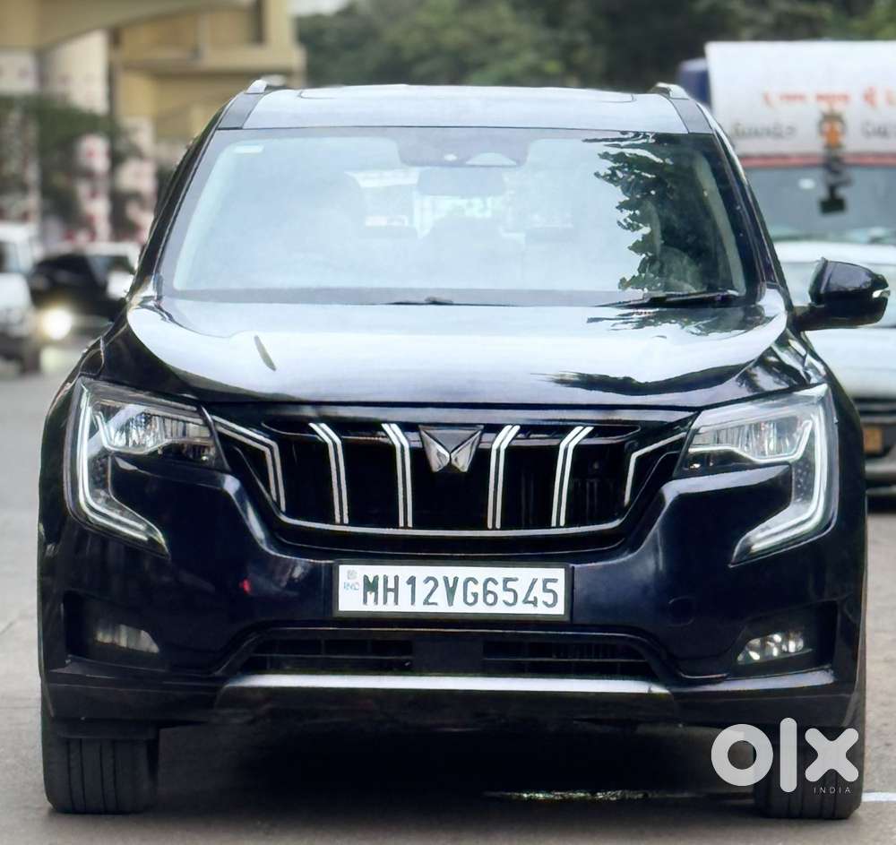 Mahindra XUV700 2.0 AX 7 Petrol AT Str, 2023, Petrol