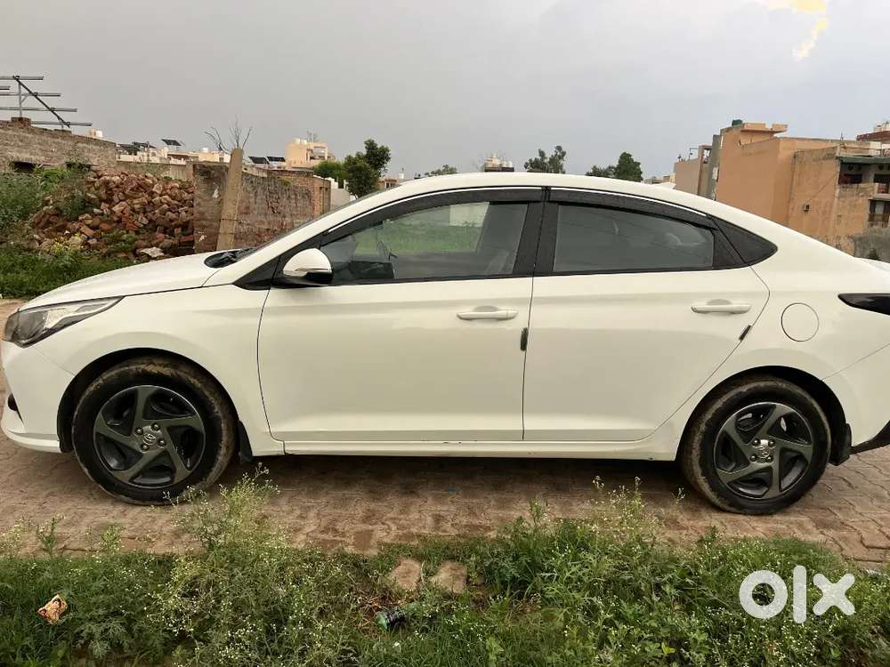 Hyundai Verna 2022 Petrol Well Maintained