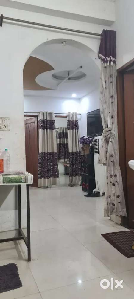 3 bhk flate for sele