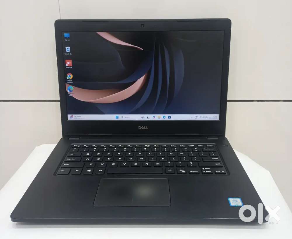 Core i7 Ram 8 GB with SSD DELL Laptop