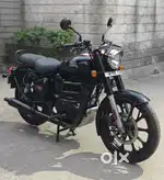 Royal Enfield Reborn Classic-350cc Bs-6 bike.