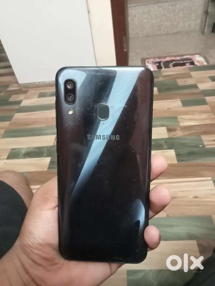 Samsung Galaxy A30