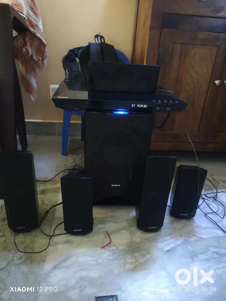 SONY DZ350 5.1 Home theatre
