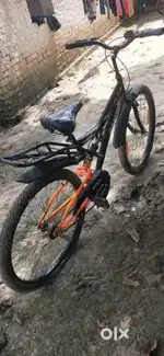 Ranger pichale tyre mein thoda dikkat hai break bhi toot gya hai
