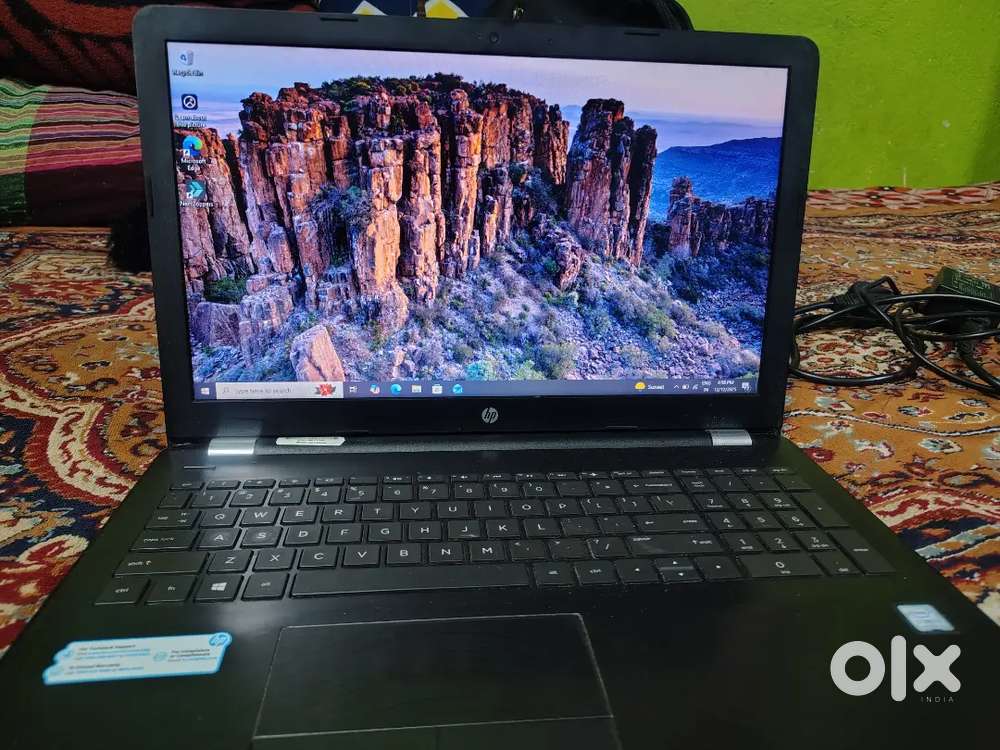 HP LAPTOP 4 GB/128 ( CHARGER AVAILABLE)