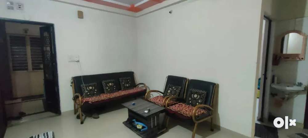 Sell My 2BHK fully furnished Flat.