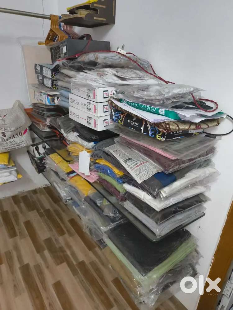 Clothes Store Brand New Clothes in Bulk