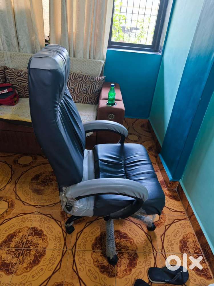 Office Chair 360* degree rotating