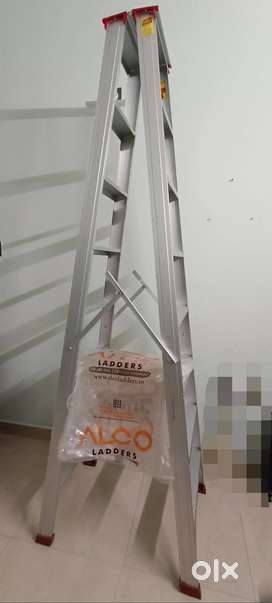 ALCO 7-steps 8-feet foldable heavy duty Aluminium Ladder