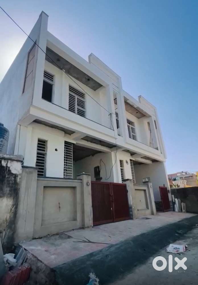 3 BHK villa for sale Benar road Near nadi ke fatak