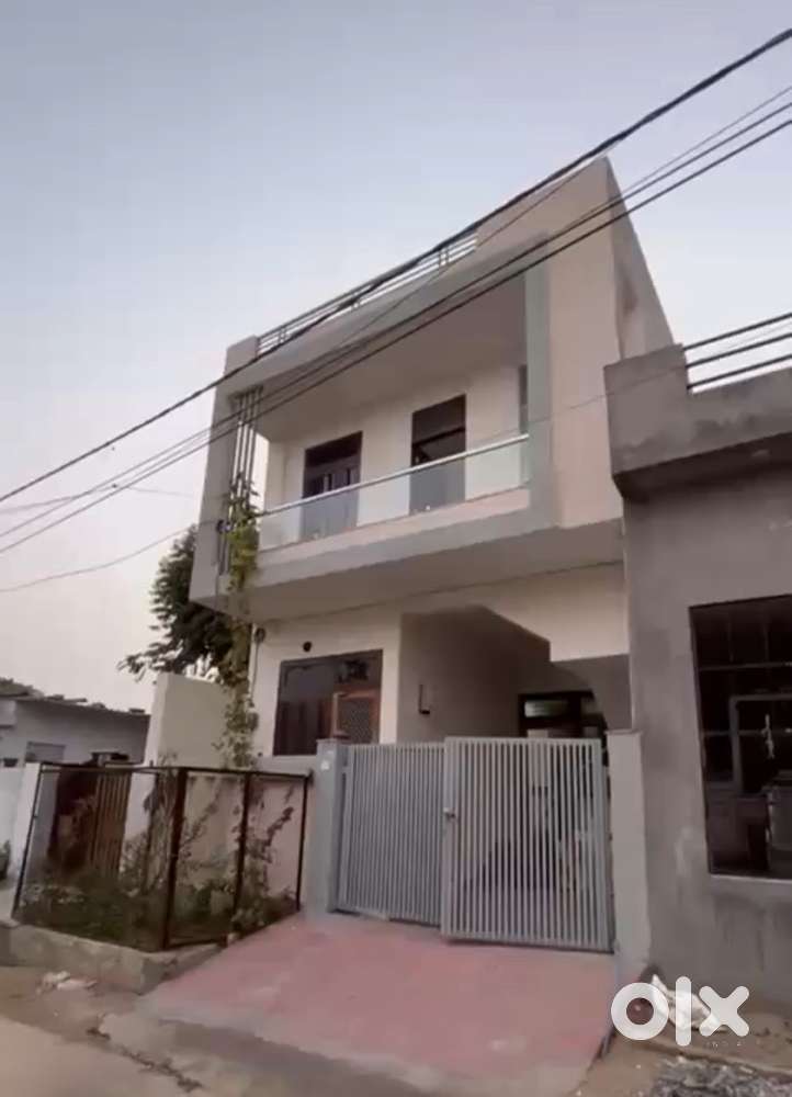 Room furnished h pura koi problem ni h